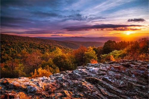 A beautiful sunset during fall at Shenandoah National Park